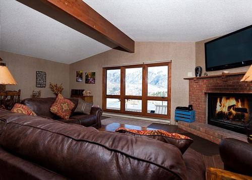 Affordable Luxury Ski in/Ski Out Condo - Awesome Views