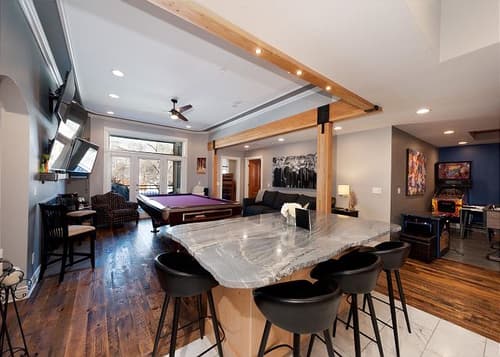 Premier Location in Historic Downtown Durango - Game Room/Pool Table/Foosball