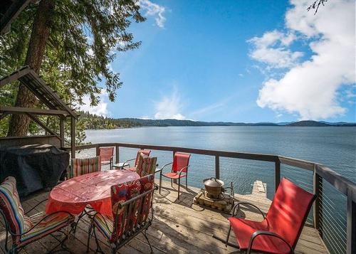 Lakefront House | Great Dock for Swimming | Water Toys & Amazing Views!